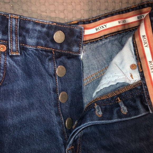 Roxy Retro High Rise Barrel Button Fly Loose Jeans Size 26 - Picture 2 of 9